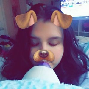 Meet your Posher, Isabella